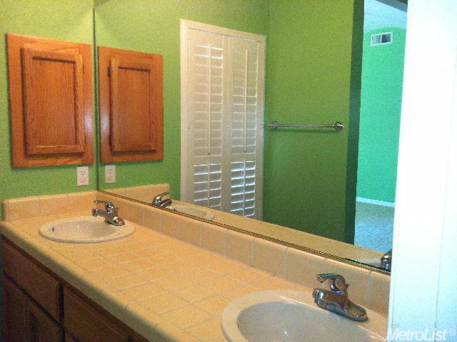 521 Flicker Ave, Davis, CA 95616 photo 10