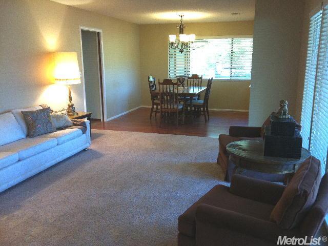 2916 Catalina Dr, Davis, CA 95616 photo 2
