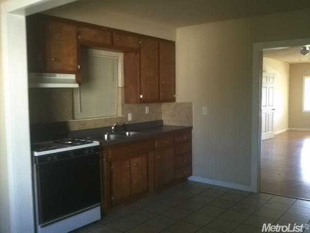 4712 47th St, Sacramento, CA 95820 photo 8