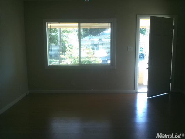 4712 47th St, Sacramento, CA 95820 photo 12