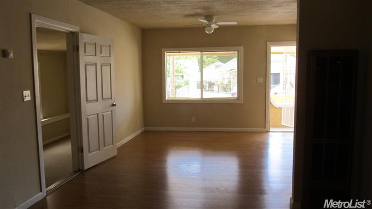 4712 47th St, Sacramento, CA 95820 photo 7
