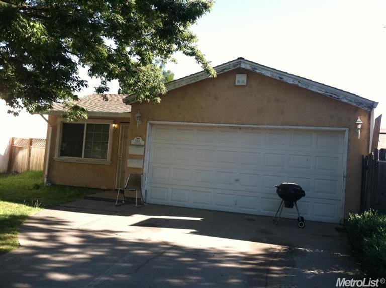 2416 Nancy Ln, Modesto, CA 95350 photo 1