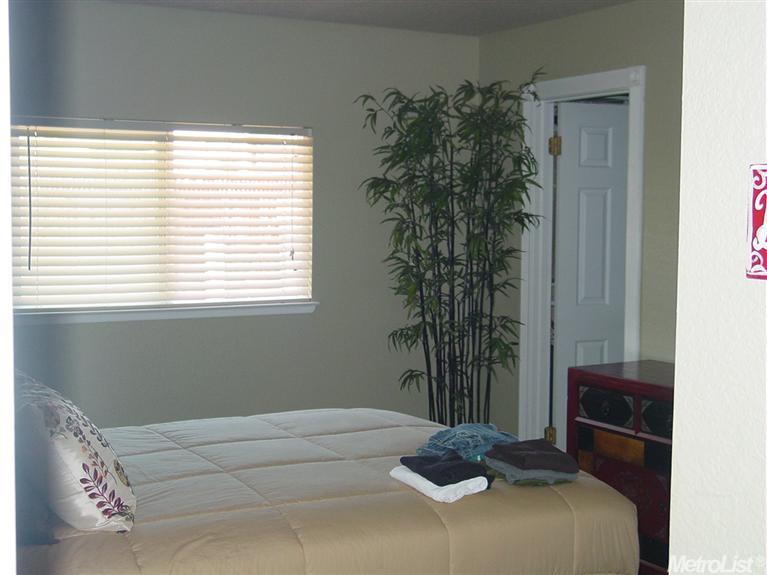 2736 Canyon Dr, Modesto, CA 95351 photo 8