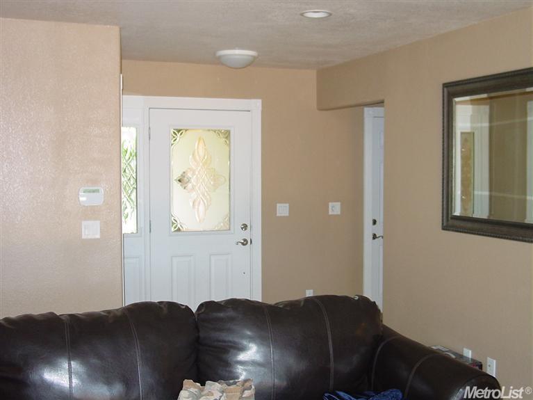 2736 Canyon Dr, Modesto, CA 95351 photo 5