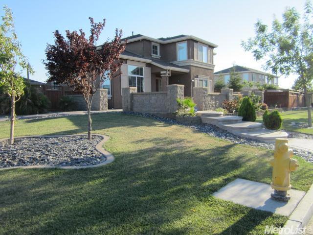 7622 W Rena Dr, Tracy, CA 95304 photo 2