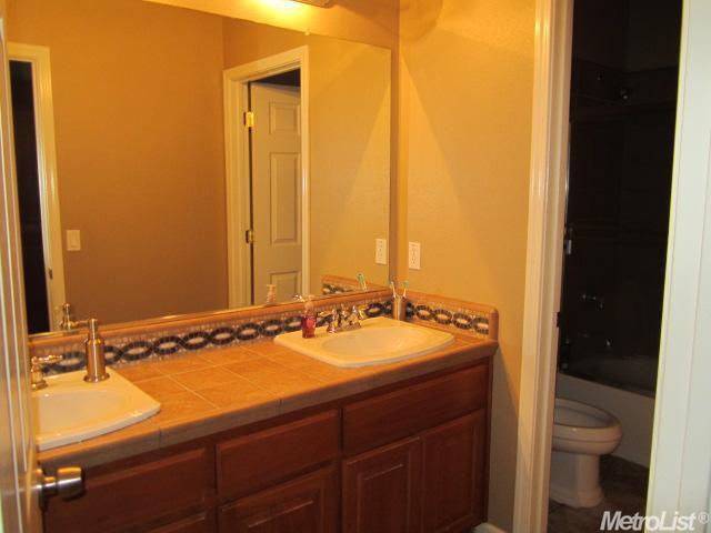 7622 W Rena Dr, Tracy, CA 95304 photo 17