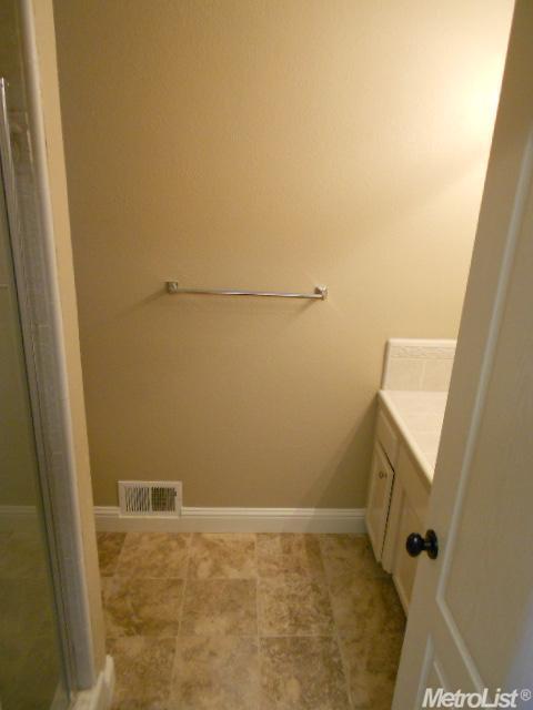 508 Barringham Ln, Modesto, CA 95350 photo 18