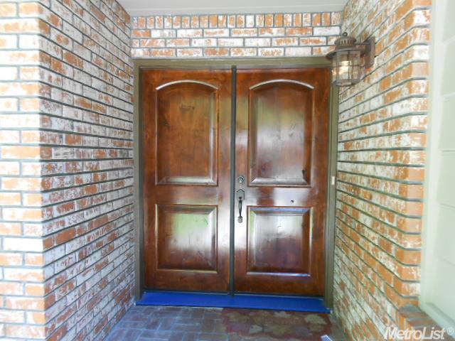 508 Barringham Ln, Modesto, CA 95350 photo 3