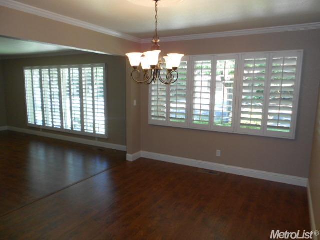 508 Barringham Ln, Modesto, CA 95350 photo 5