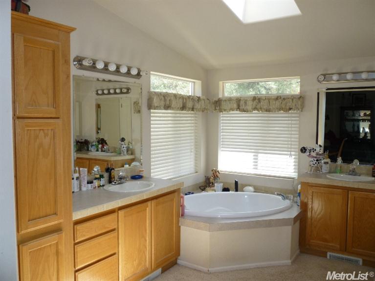 3680 Ahwahnee Way, Cool, CA 95614 photo 14