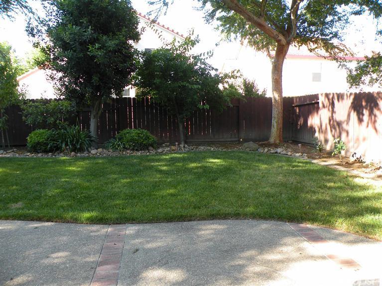 4900 Mapleplain Ave, Elk Grove, CA 95758 photo 3