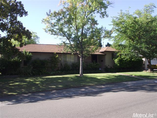 4766 Crestview Dr, Carmichael, CA 95608 photo 1