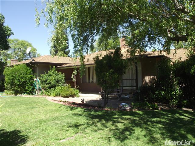 4766 Crestview Dr, Carmichael, CA 95608 photo 3