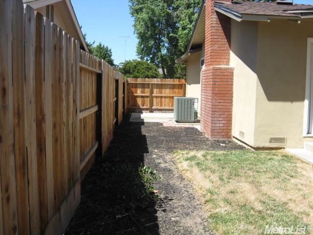 2536 Surrey Ave, Modesto, CA 95355 photo 11