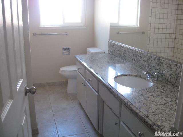 2536 Surrey Ave, Modesto, CA 95355 photo 6