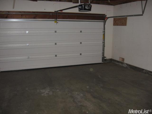 2536 Surrey Ave, Modesto, CA 95355 photo 8