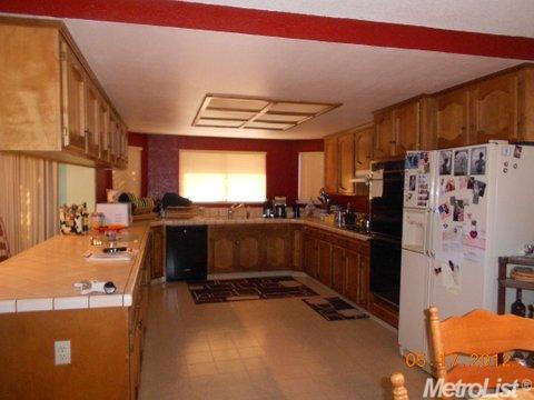 34877 S Bernard Rd, Tracy, CA 95377 photo 2