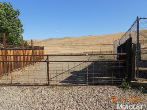 34877 S Bernard Rd, Tracy, CA 95377 photo 6
