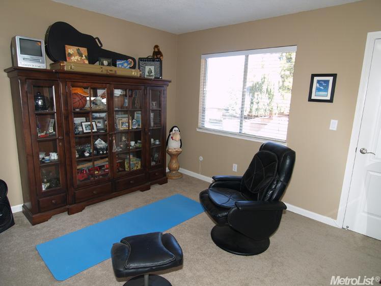 4016 Elmo Loop, Modesto, CA 95356 photo 7