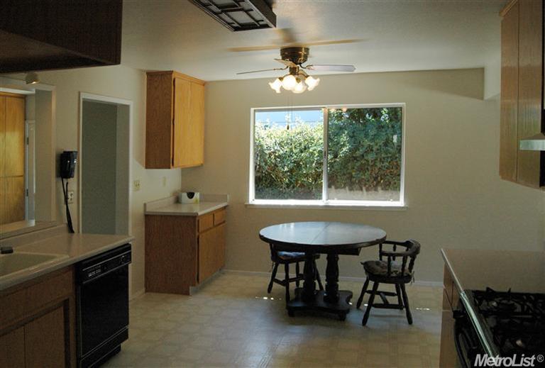 5567 Brooks Ave, Loomis, CA 95650 photo 4