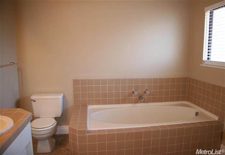 806 Cheney Ct, Lodi, CA 95242 photo 13