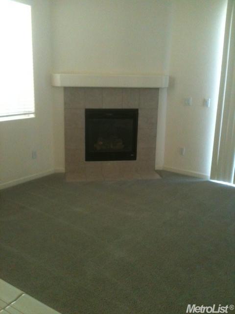 2125 Carson Oak Ct, Modesto, CA 95355 photo 2