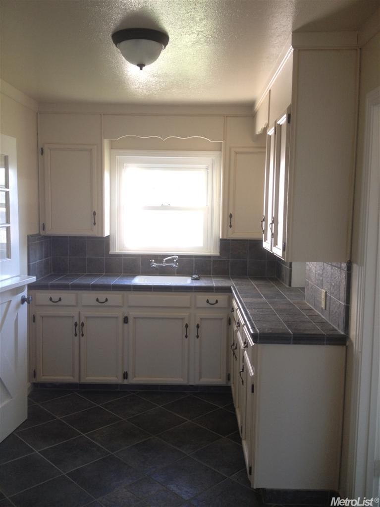 2801 E North Bear Creek Dr, Merced, CA 95340 photo 7
