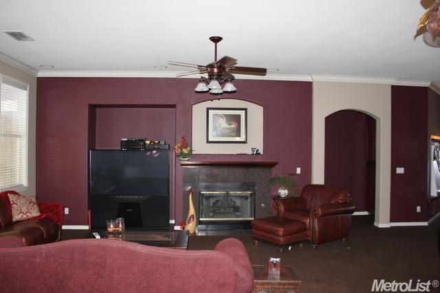 488 W Santos Ave, Ripon, CA 95366 photo 7