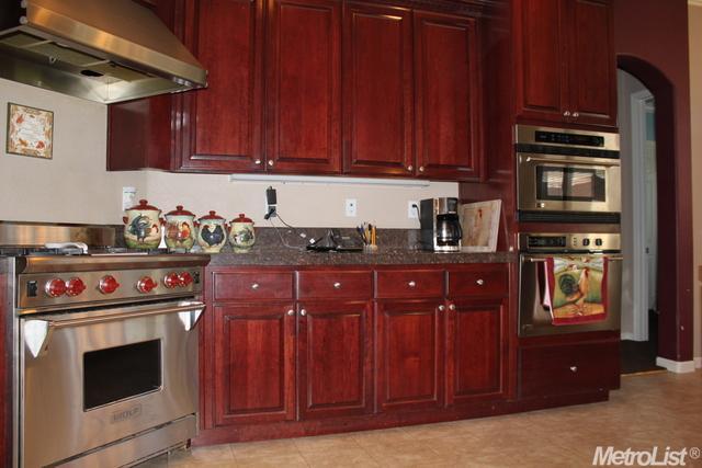 488 W Santos Ave, Ripon, CA 95366 photo 9
