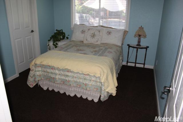 488 W Santos Ave, Ripon, CA 95366 photo 14