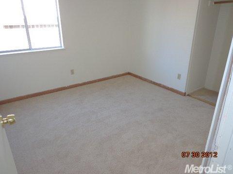 16221 5th St, Lathrop, CA 95330 photo 8