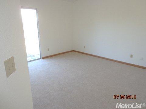 16221 5th St, Lathrop, CA 95330 photo 6