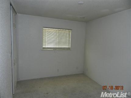 2340 Jeanine Dr, Modesto, CA 95355 photo 8