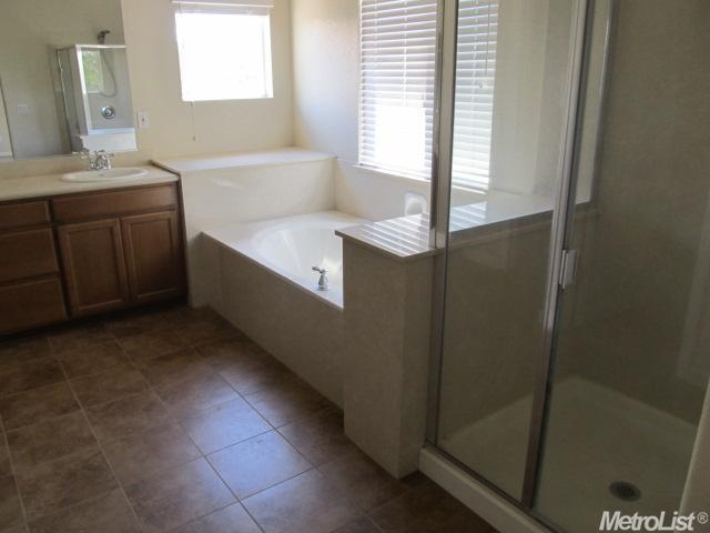 224 Munter Ct, Manteca, CA 95337 photo 8