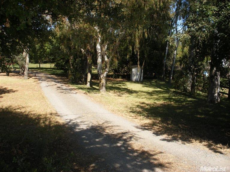 20998 Laurel Rd, Tracy, CA 95304 photo 4