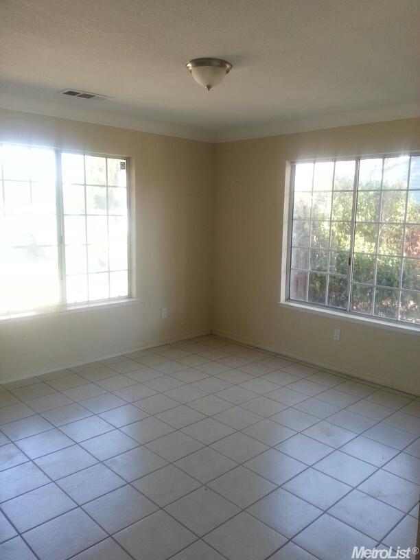 1304 Thomasnell Way, Ceres, CA 95307 photo 3