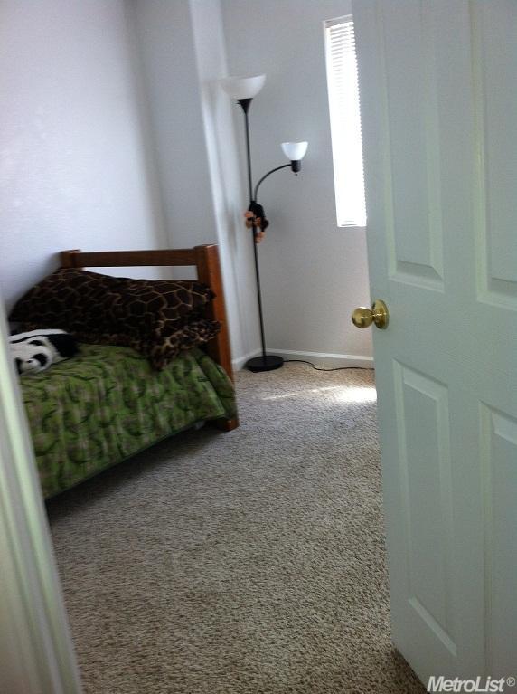 1131 Bullfinch Dr, Patterson, CA 95363 photo 8