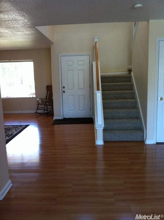 1131 Bullfinch Dr, Patterson, CA 95363 photo 7