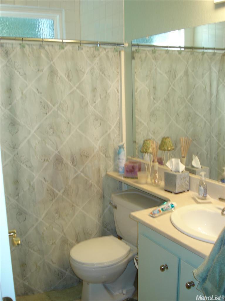 1360 Mcdermott Ct, Tracy, CA 95376 photo 8