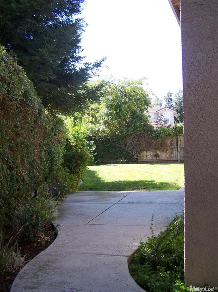 3217 Parkcrest Dr, Modesto, CA 95355 photo 17