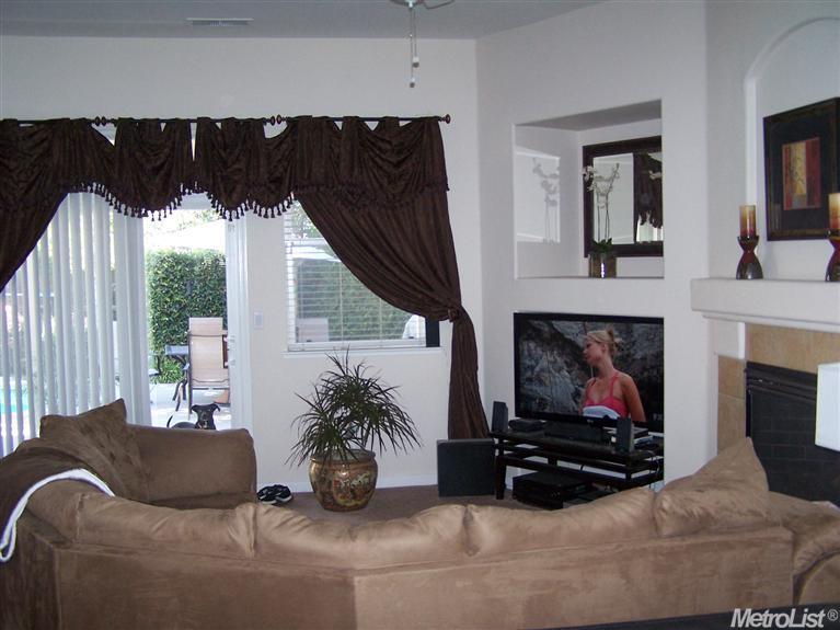 3217 Parkcrest Dr, Modesto, CA 95355 photo 8
