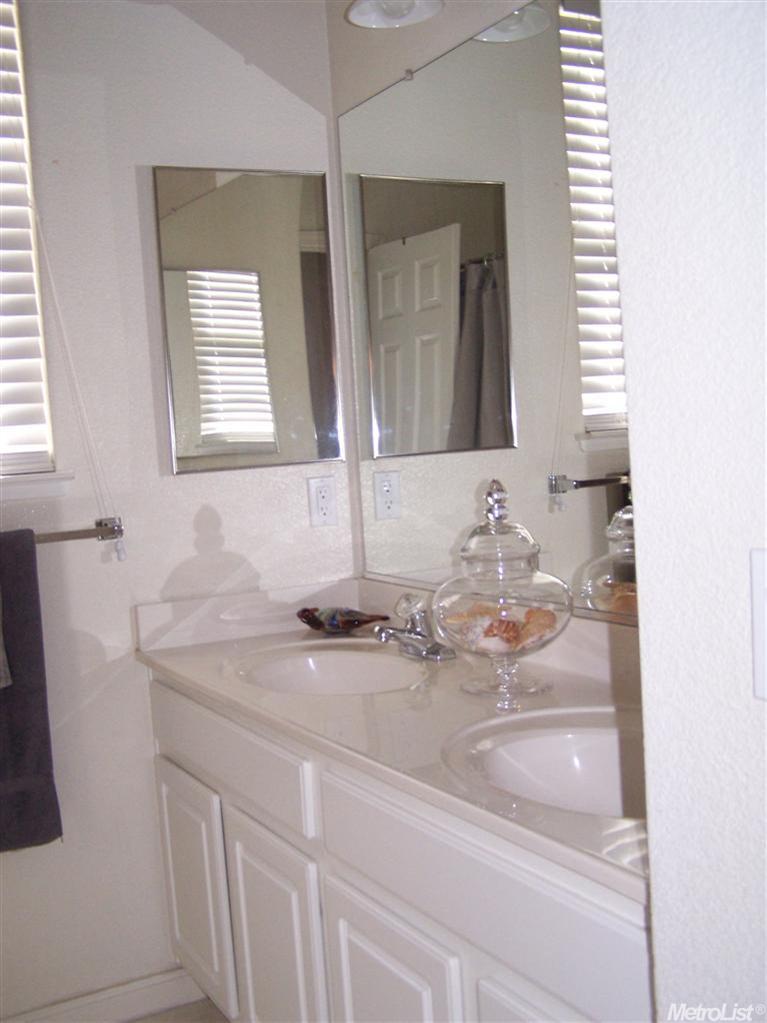 3217 Parkcrest Dr, Modesto, CA 95355 photo 13