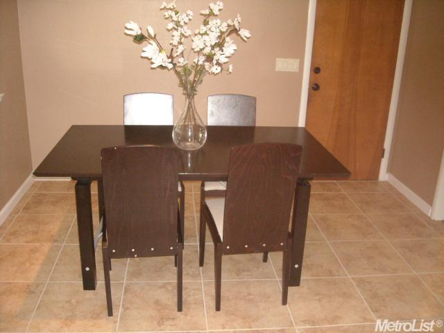5040 Kinross Rd, Carmichael, CA 95608 photo 6