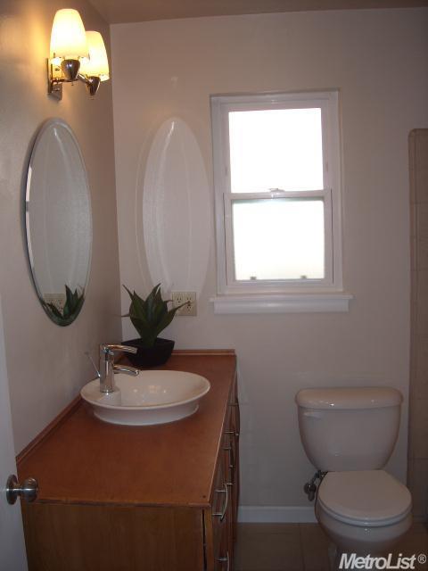 5040 Kinross Rd, Carmichael, CA 95608 photo 13