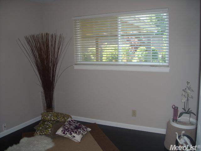 5040 Kinross Rd, Carmichael, CA 95608 photo 11