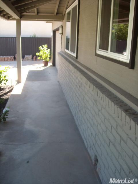 5040 Kinross Rd, Carmichael, CA 95608 photo 3