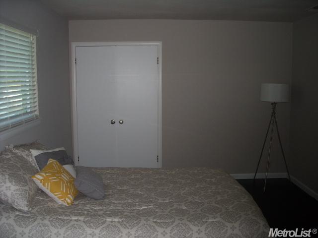 5040 Kinross Rd, Carmichael, CA 95608 photo 18