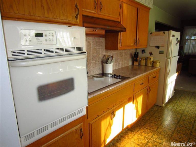 3933 Garfield Ave, Carmichael, CA 95608 photo 10