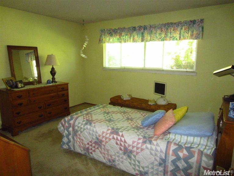 3933 Garfield Ave, Carmichael, CA 95608 photo 18