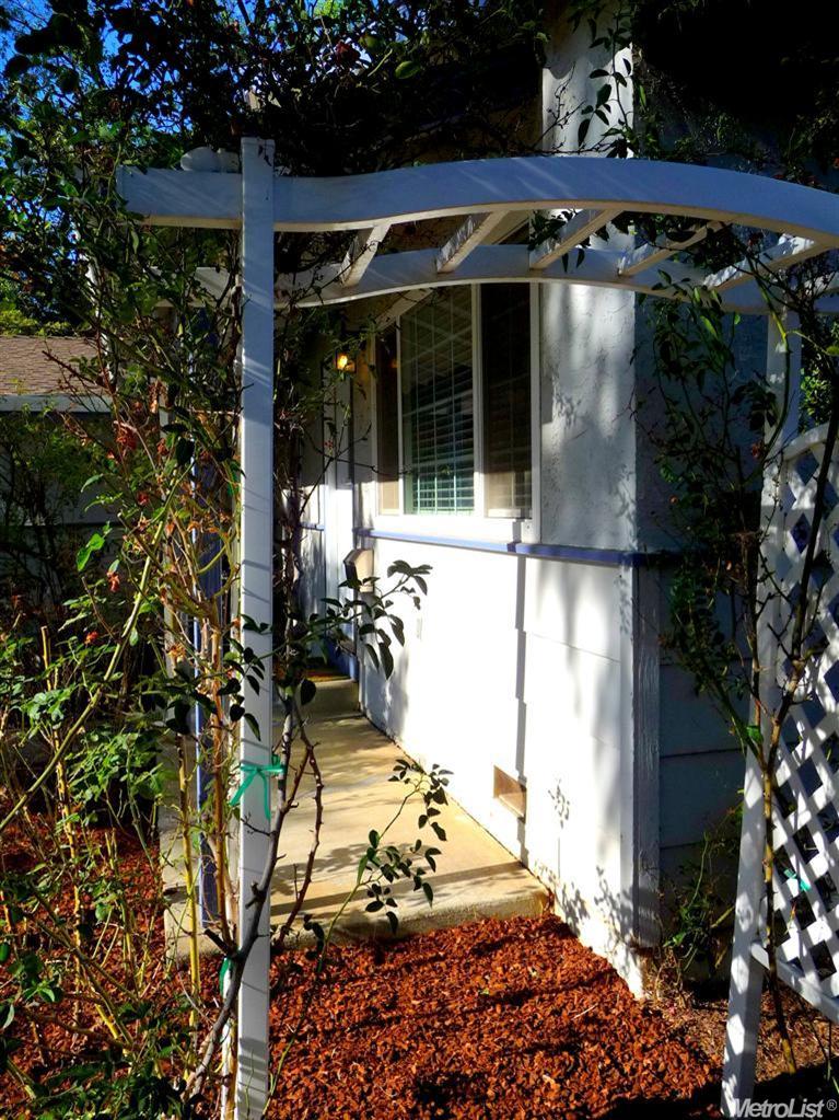 1306 L St, Davis, CA 95616 photo 2